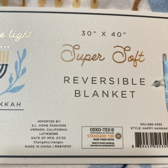 NWT MY LITTLE LIGHT REVERSIBLE HANUKKAH SUPER SOFT BABY BLANKET - Picture 8 of 9